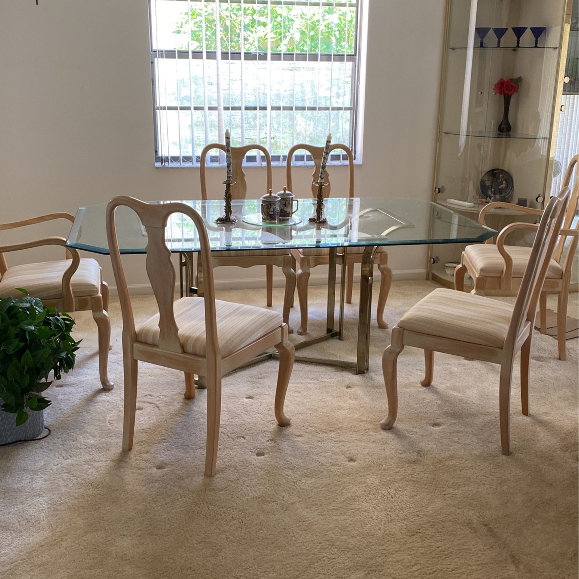 Glass Top Gold Chrome Metal Bottom And 6 Chairs