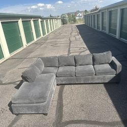 ⭐️⭐️⭐️⭐️FREE DELIVERY- sectional⭐️⭐️⭐️⭐️