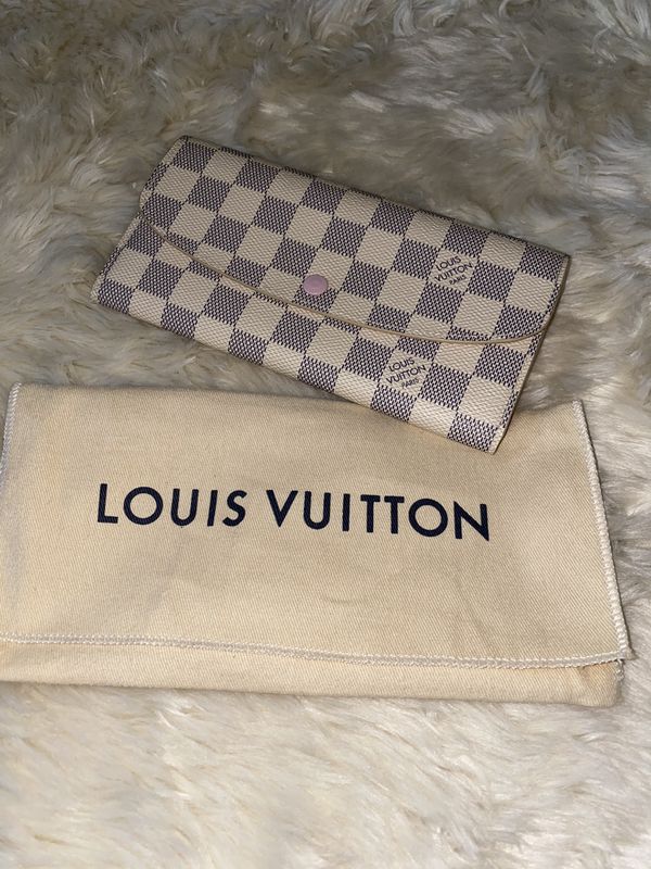 Louis Vuitton wallet for Sale in Phoenix, AZ - OfferUp