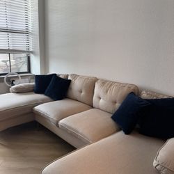 U-Shaped Couch 