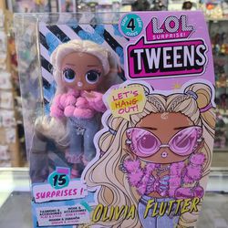 LOL Surprise 588733C3W Tweens Series 4 Fashion Doll Olivia Flutter with 15