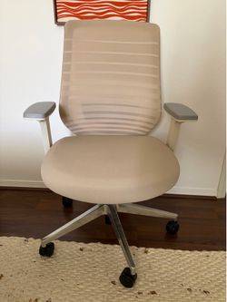 Computer chair