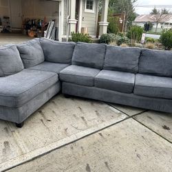 Sectional Couch 