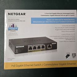 Netgear GS305P 5 port Gigabit PoE switch