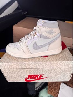 Jordan 1 High OG Limited Edition - size 10.5