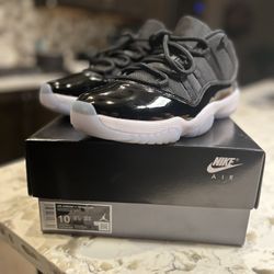 Air Jordan 11 Retro Low