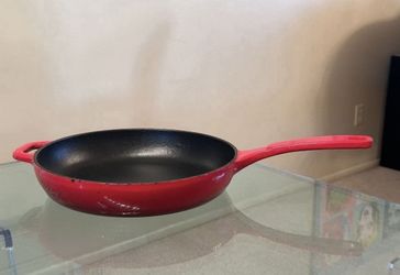 Beautiful Lodge Island Spice Red Enameled Cast Iron XL 10 Inch Skillet Fry Frying Pan