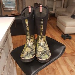 Bogs sale store