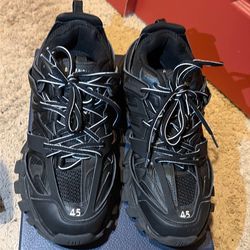 Balenciaga tracks