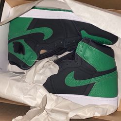 Jordan 1 Retro High Pine Green Black