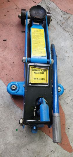 Hydraulic floor roller jack