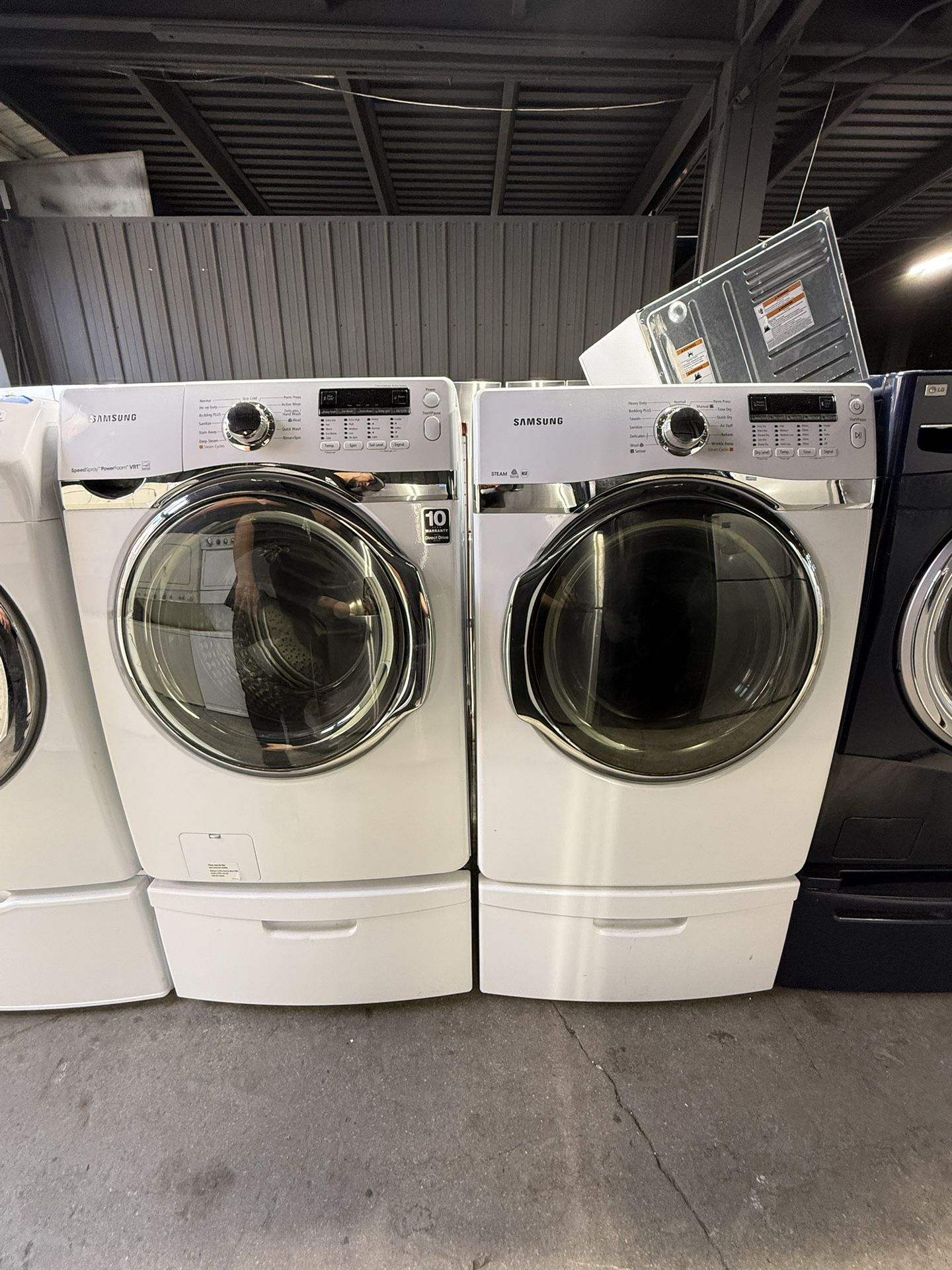 Samsung washer and gas dryer set