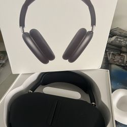 AirPod Max Brand New