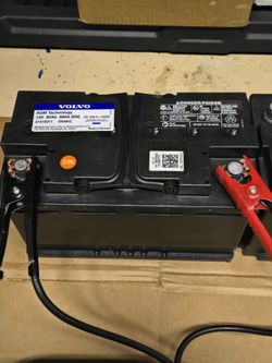 Brand New Volvo V60 S90 XC60 XC90 Battery