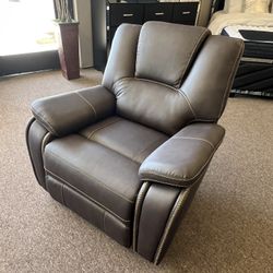 Recliner 