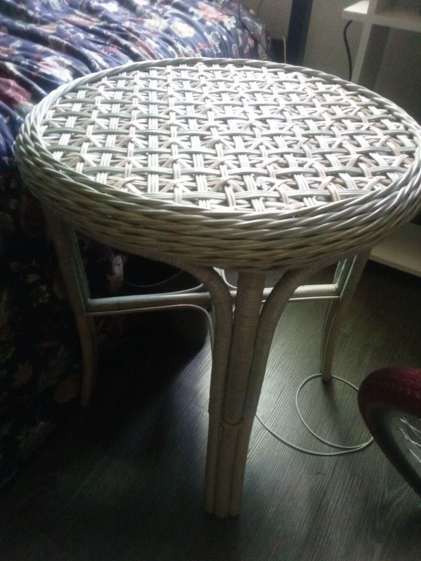 White Wicker Round Table