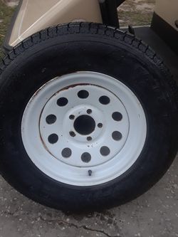 trailor tire like new.