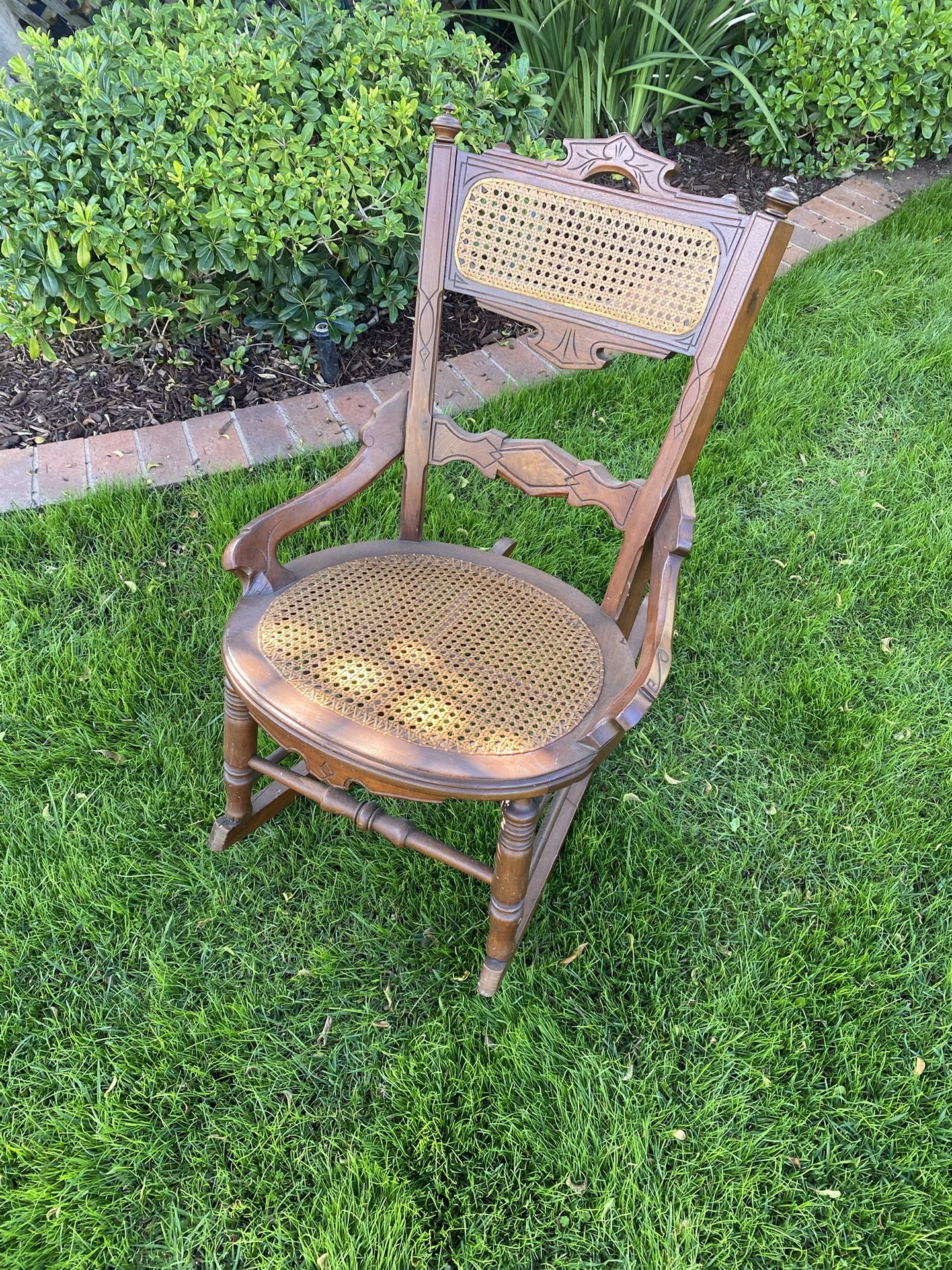 Antique 1800’s Era Rocking Chair In Perfect Condition