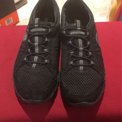 SKECHERS TENIS 👟 SHOES SIZE 8.5