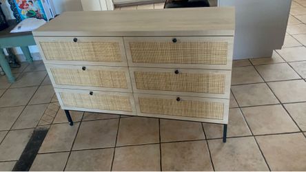 Brand new Dresser