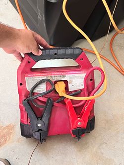 Super Start 600 Peak Amp Portable Power Pack