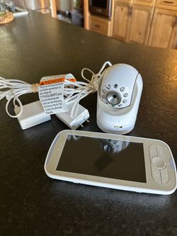Infant Optics Baby Monitor