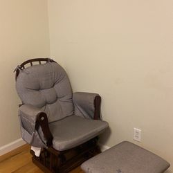 Glider & Ottoman