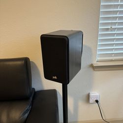 Polk Audio S15 Speaker pair With Floorstand