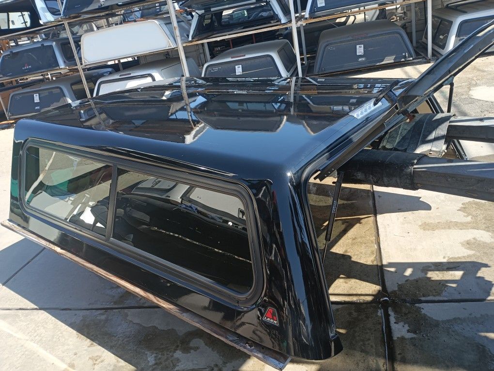 Camper Shell 6.5 Chevy Silverado Or GMC Sierra 14-18