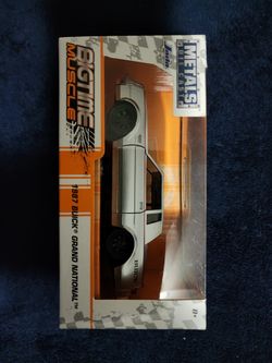 JADA BIGTIME MUSCLE 1987 BUICK GRAND NATIONAL 1:43 SCALE SILVER