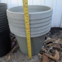 Different size Garden pots