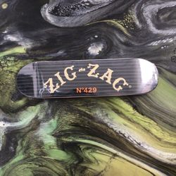 Zig Zag Skateboard 
