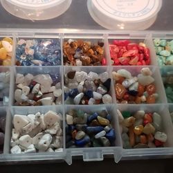 1000PCS Nature Stone Beads for Jewelry Making, Gemstone Crystal Beads 5-8mm 15 Color Irregular Multicolored Rock Beads