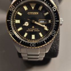 Citizen Promaster 200m Diver Automatic Black Dial Men's Watch Air Tank case