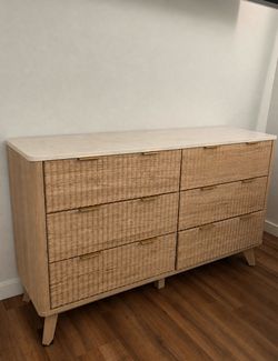 Fluted 6 Drawer dresser for bedroom