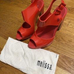 Melissa Sandals Size 5( US)