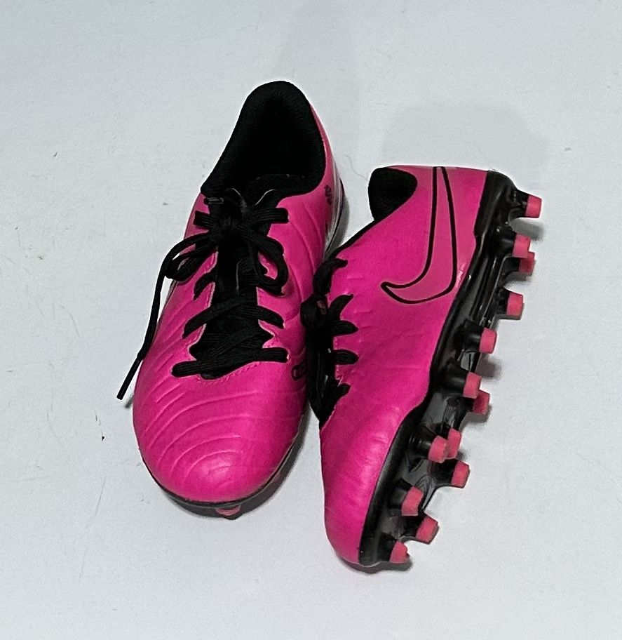 Girls Nike Soccer Cleats Size 1