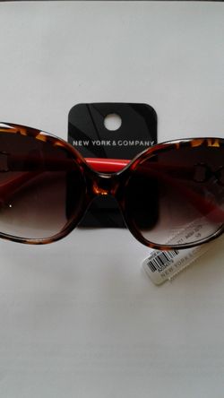 Designer New York & Company Sun Glasses