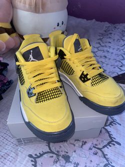 Jordan 4 Lightning
