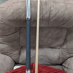 pool cue