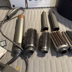 Dyson Air wrap And Organizer Stand