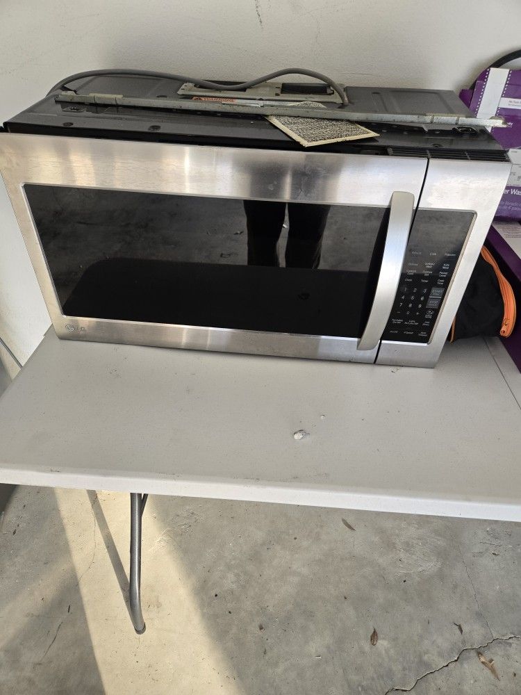 LG Microwave