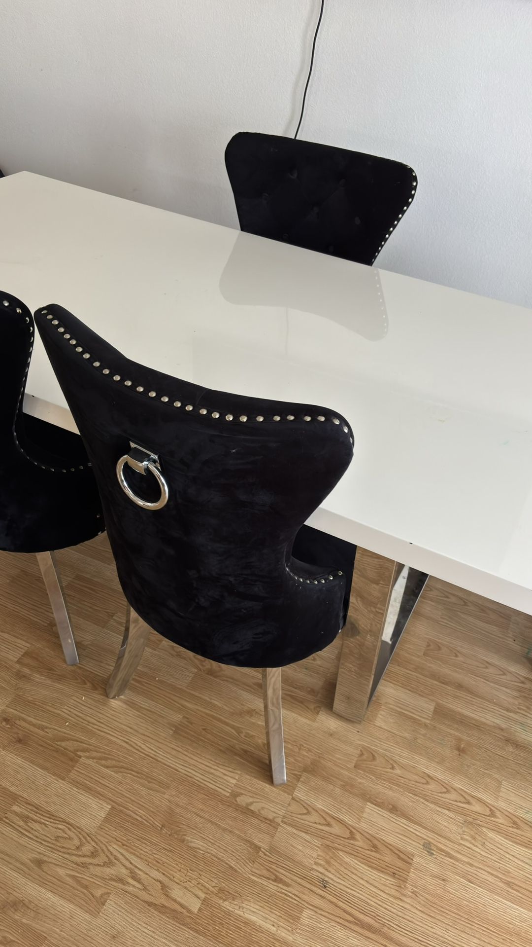 Dining Table + 6 Chairs