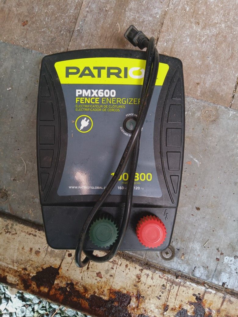  Electric Fence Energizer