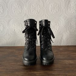 GUESS Grows-R Ankle Boots with a knit logo and platform heel in black and white 