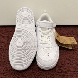 New/ Nuevos Kids Nike’s