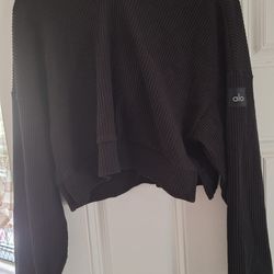 alo black cropped  hoodie