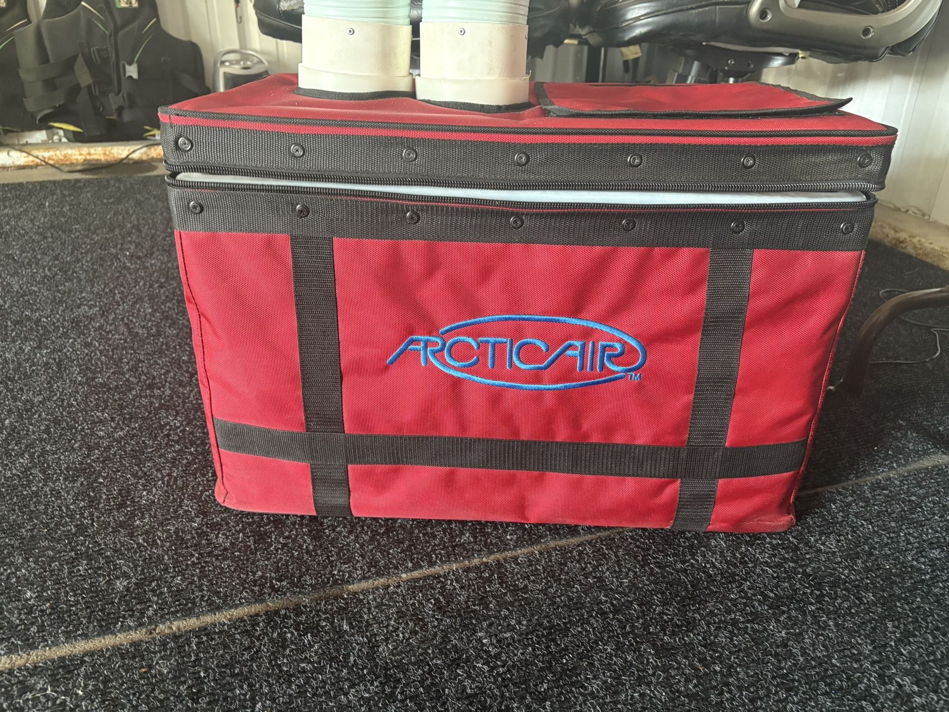 Arctic Air A/C Unit For Plane W/ 2 Duct Fans