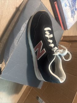 New Balance 515 V3 Women's 8 Classic Black Pink Suede tennis shoe sneaker