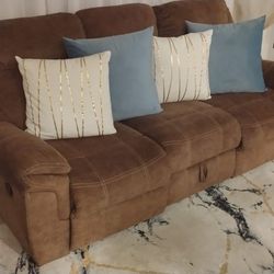 2pc Recliner Sofa 